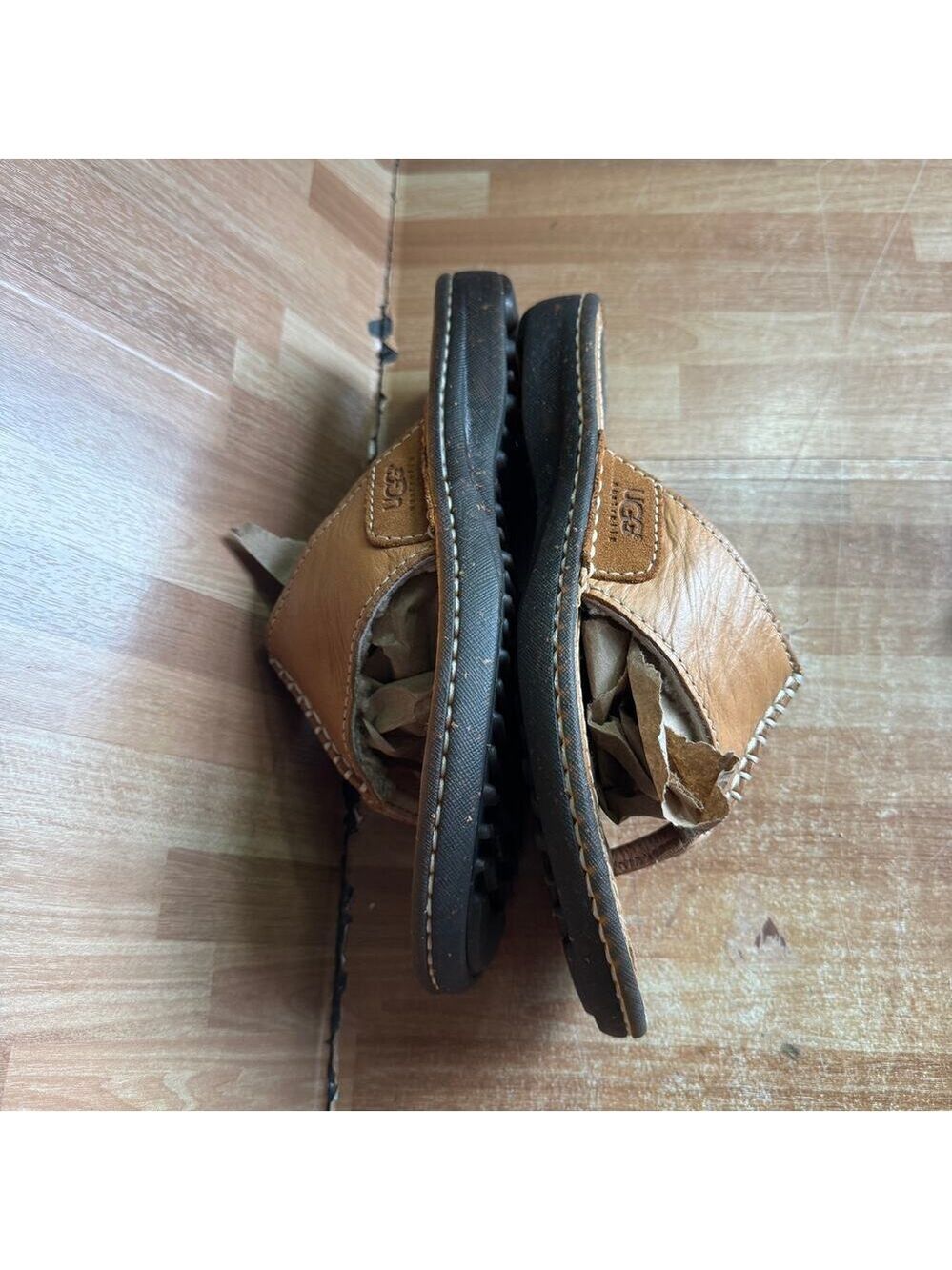 UGG Australia Layback Thong Sandals. Size 6 - Picture 7 of 9